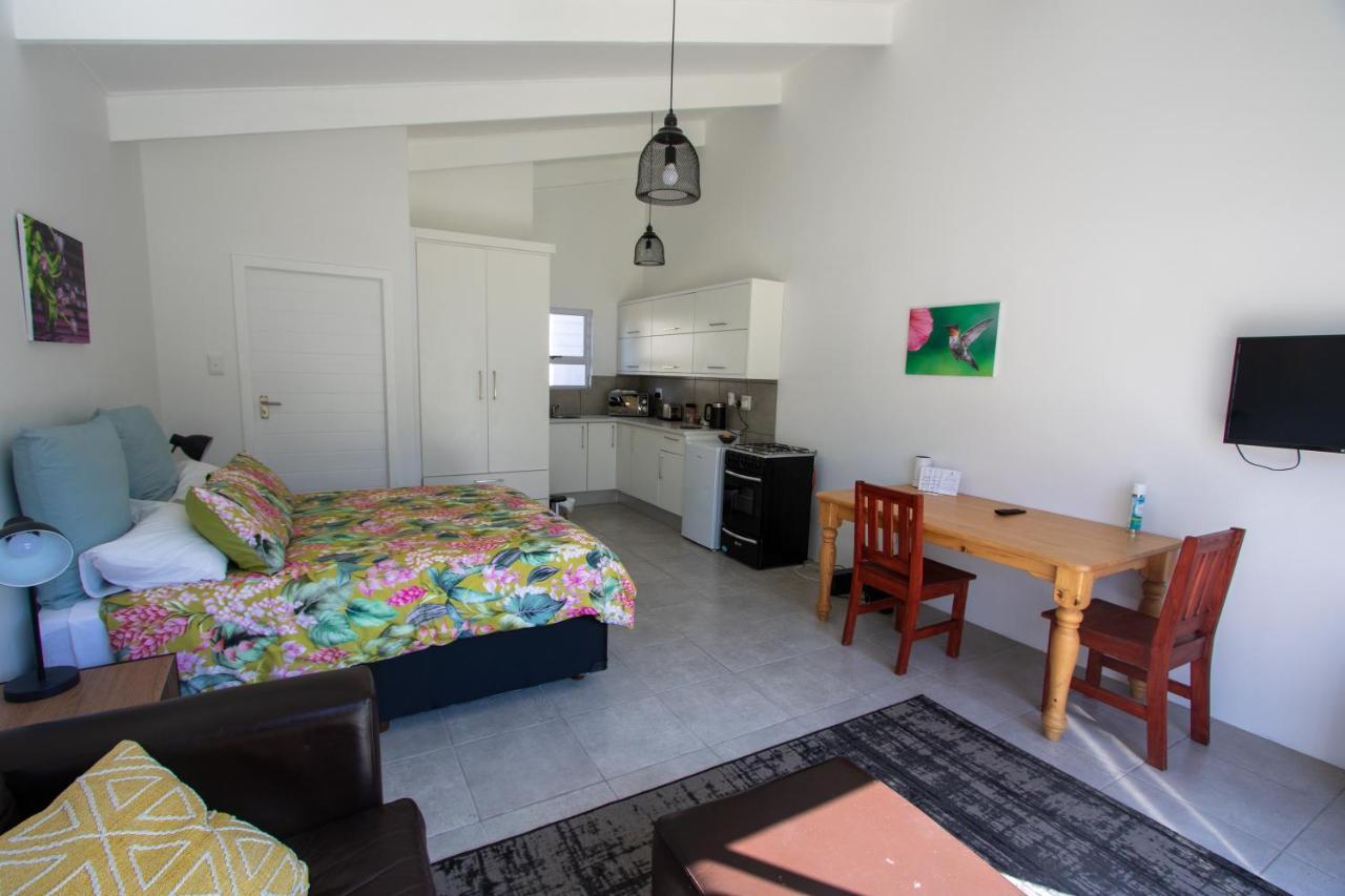 Pine Park Garden Cottages Johannesburg Dış mekan fotoğraf
